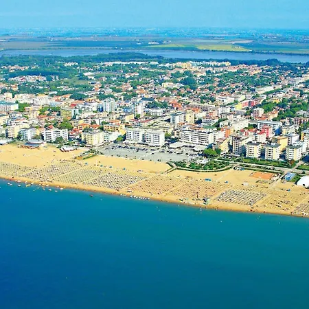 Coastal Escape - Modern Flat With Wi-fi Appartement