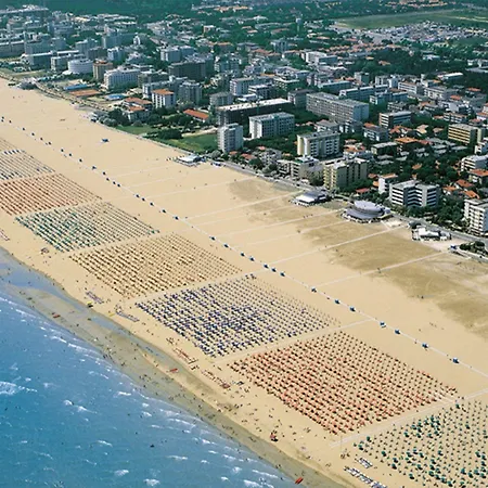 Coastal Escape - Modern Flat With Wi-fi Appartamento Bibione